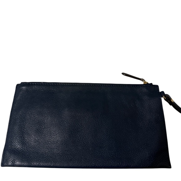 Michael Kors nevy blue Clutch with Gold Logo - Picture 3 of 10